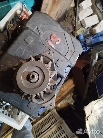 Генератор L 34 470 Нью Холонд