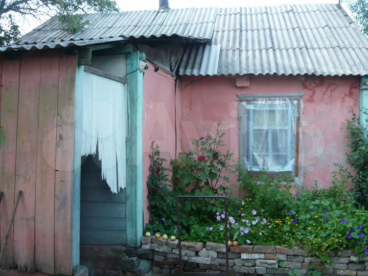 Дом 28,7 м² на участке 7,3 сот.