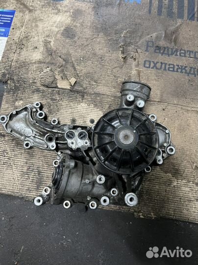 Помпа Mercedes 63 AMG оригинал