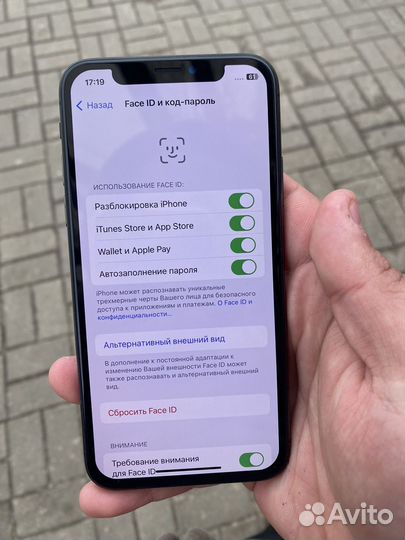 iPhone X, 64 ГБ