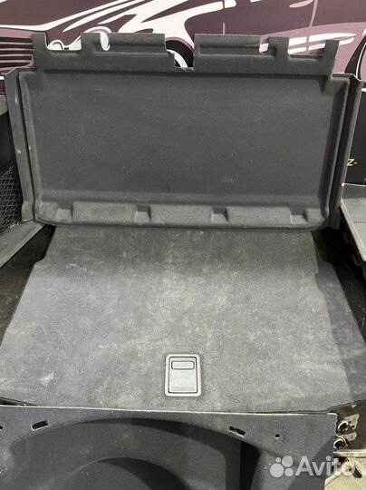 Комплект обшивок багажника мерседес w219