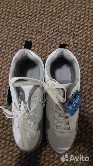 Кроссовки мужские