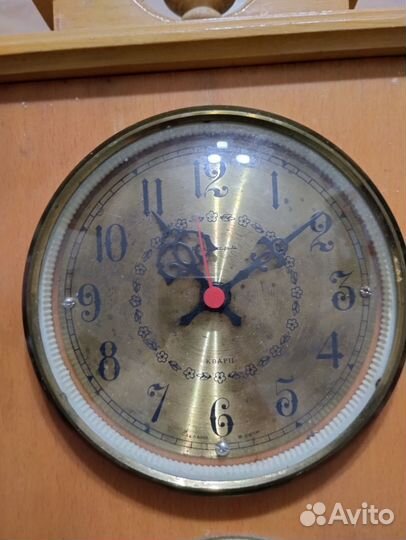 Часы настенные Янтарь СССР маятниковые
