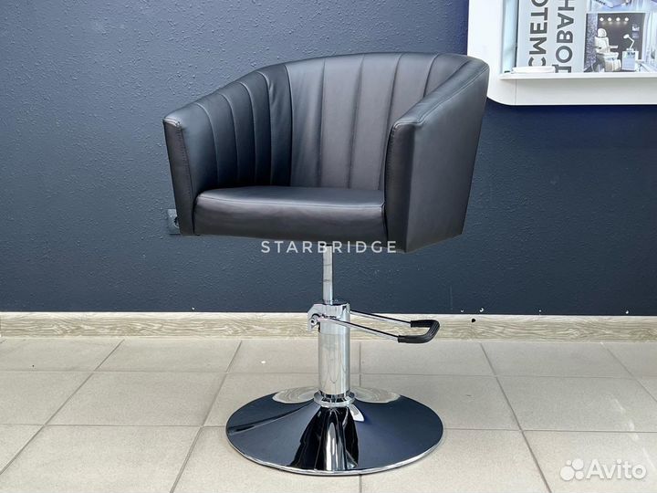 Парикмахерское кресло