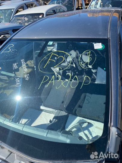 Лобовое стекло Nissan Note E12 HR12DE 2013