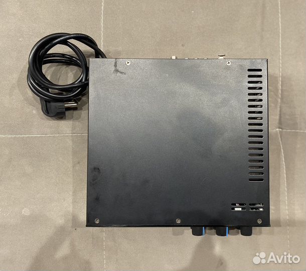 Микшер-усилитель