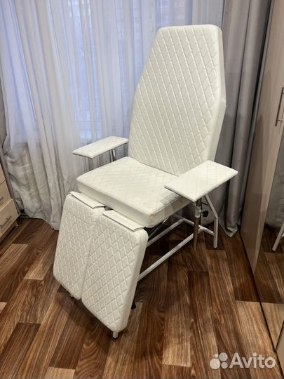Педикюрное кресло