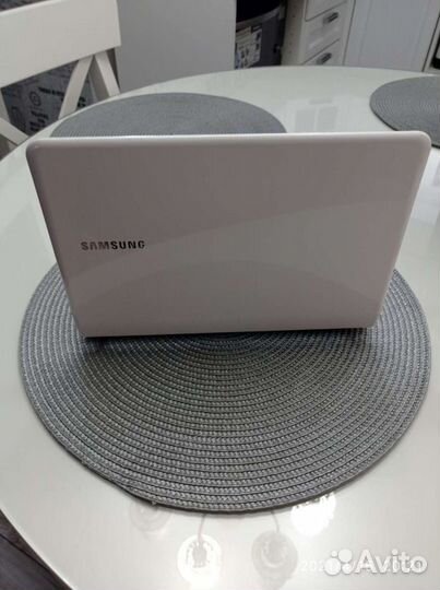 Нетбук samsung nc110