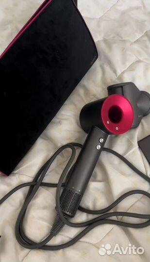 Фен Dyson