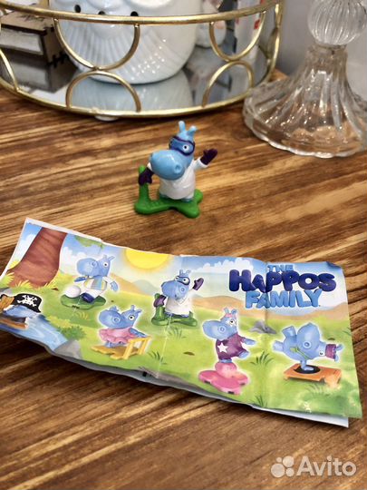 Киндер обмен маша,леди баг,смурфики,бегемоты