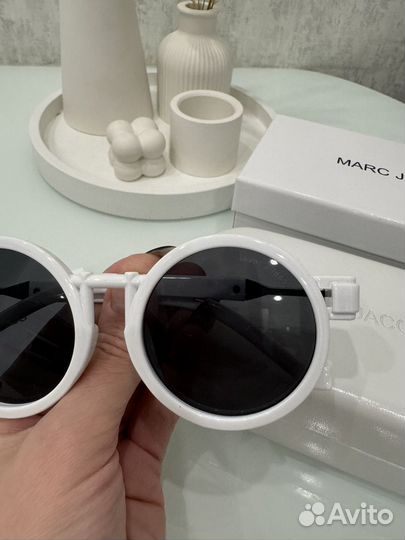 Солнцезащитные очки Marc Jacobs