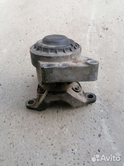 Подушка двигателя правая Ford Mondeo 4
