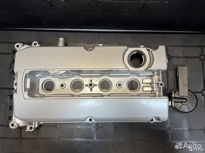 Алюминиевая клапанная крышка Шевроле 1.6-1.8