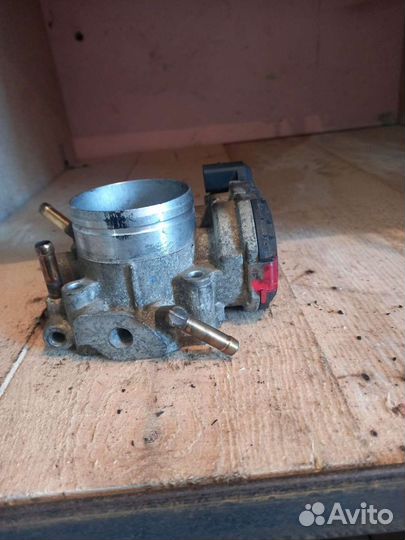 Дроссельная Заслонка Гольф 4 Октавия 06A133062Q