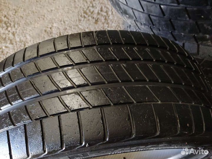 Yokohama Advan Sport V105 225/40 R18 92Y