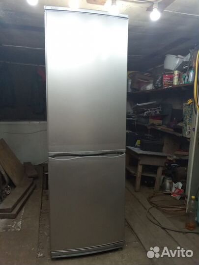 Холодильник