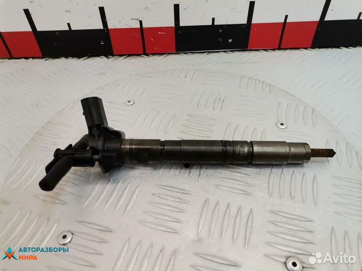 Форсунка Audi A3 8P/8PA 2-й рест. 2009 03L130855