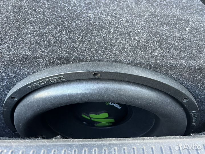 Продам саббуфер