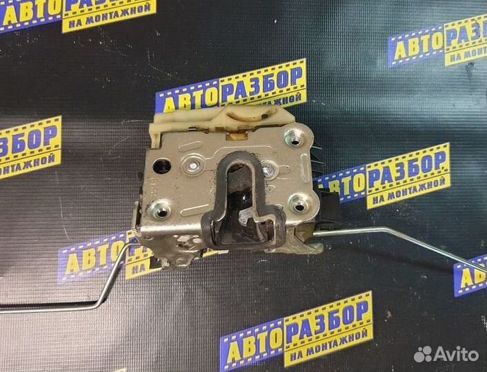 Замок двери передней правой Рено Дастер