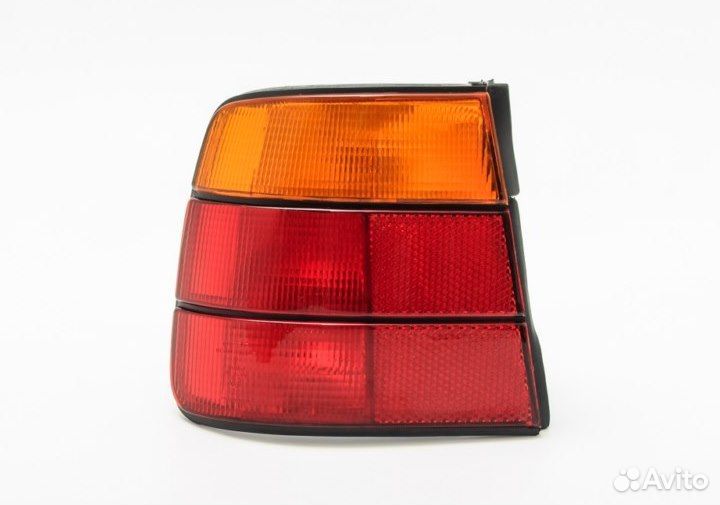 Фонарь левый задний в крыло BMW E34