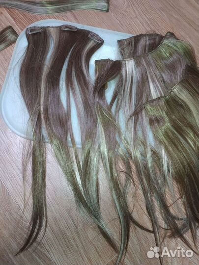 Волосы на заколках искусственные
