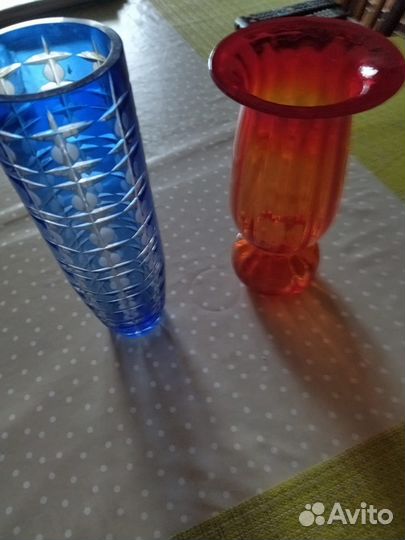 Бронь. Стекло цветное СССР, 2 вазы винтаж