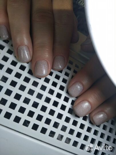 Маникюр, педикюр гель лак и наращивание ресниц