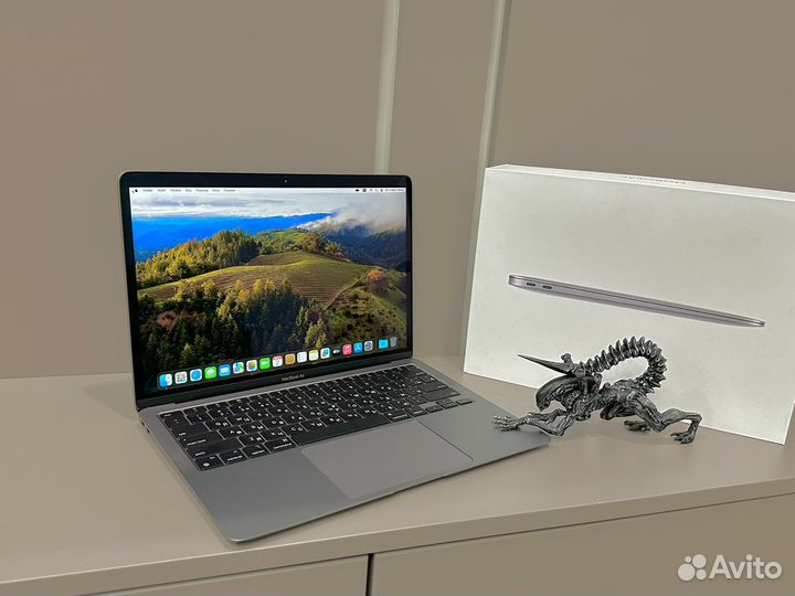 Apple MacBook Air 13 m1 space