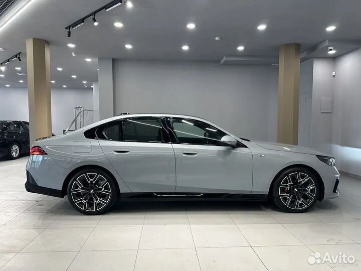 BMW 5 серия 2.0 AT, 2023, 30 км