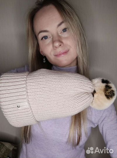 Шапка с помпоном