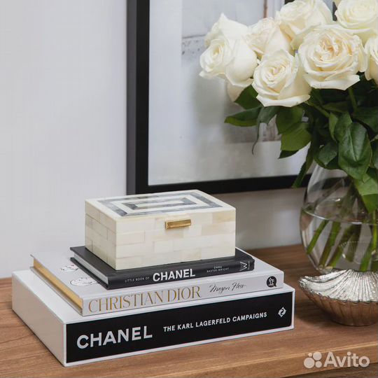 Chanel новая книга