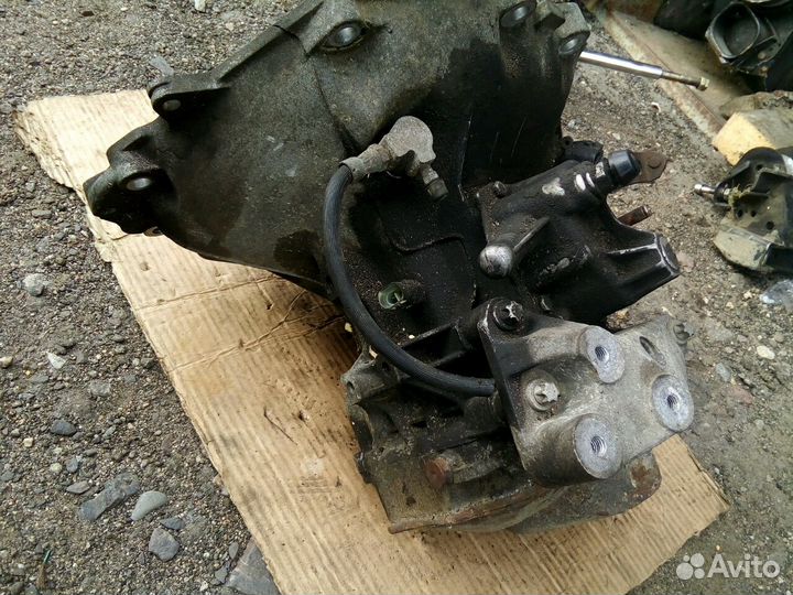 Opel astra G 1,6 8V кпп -5 90400209