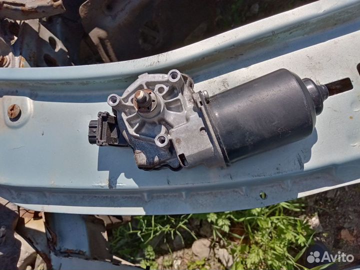 Моторчик дворников передний Lexus RX 300/330/350