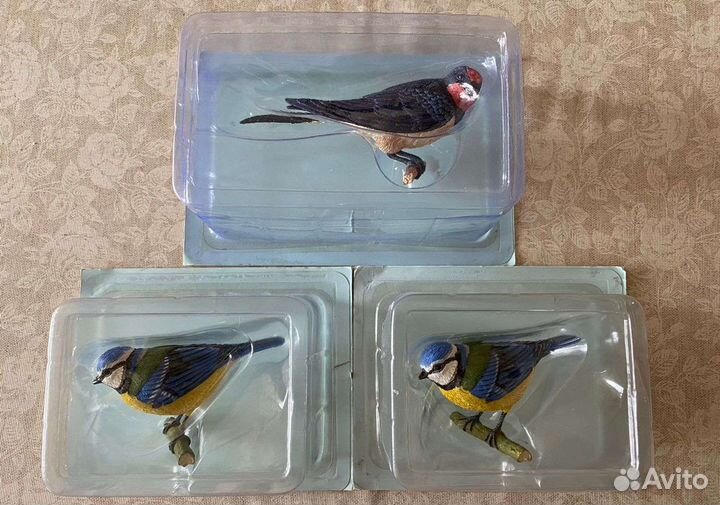 Фигурки птиц из полирезины, 