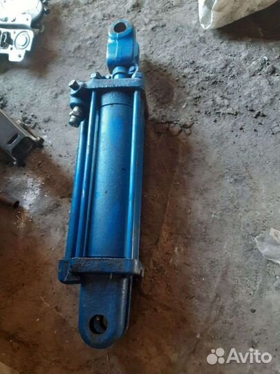 Гидроцилиндр с75/30200