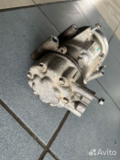 Компрессор кондиционера Рено Дастер Duster