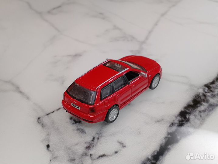 Audi B5 RS4 Avant (2000-2001)