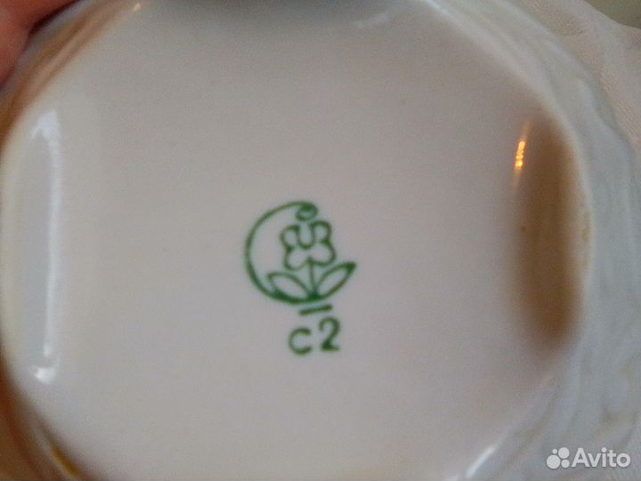 Рифлёная глубокая тарелка d -12,5 см винтаж