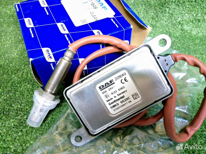 2011649новый. Датчик концентрации DAF, Даф,XF105