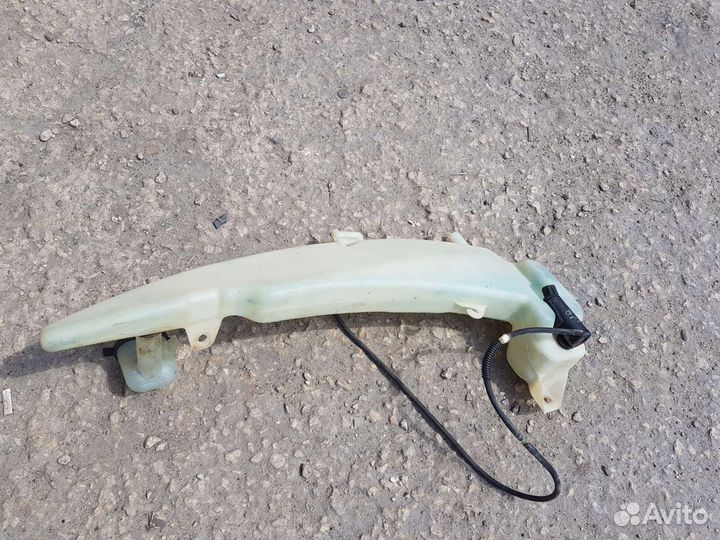 Бачок омывающей жидкости Ford foсus 1