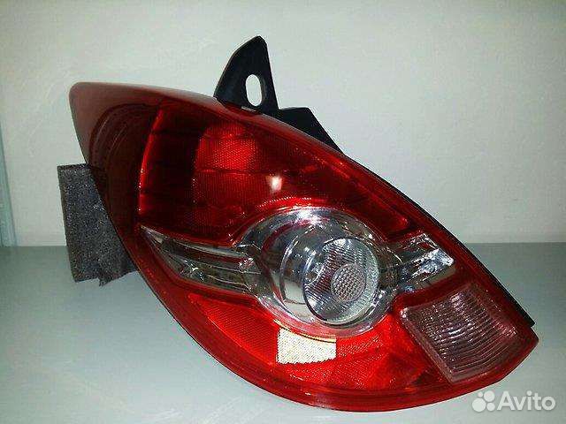 Фонарь задний левый Nissan Tiida 08-10