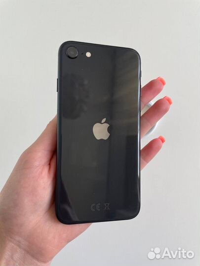 iPhone SE (2020), 64 ГБ