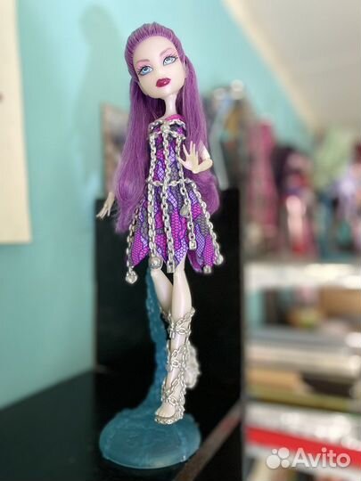 Кукла Monster High (Монстер Хай) Спектра «Haunted»