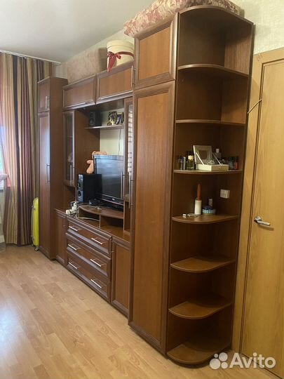 Стенка в гостиную