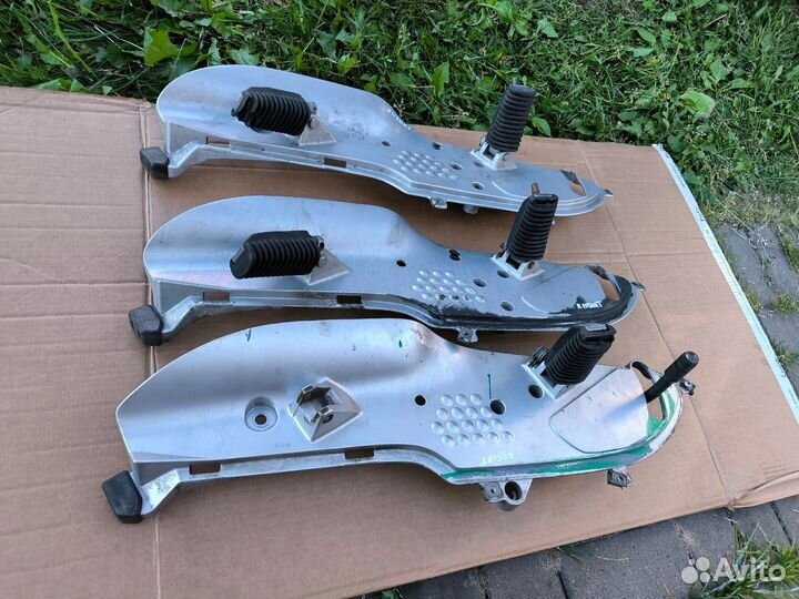 Подножка левая с креплением BMW R1150RT