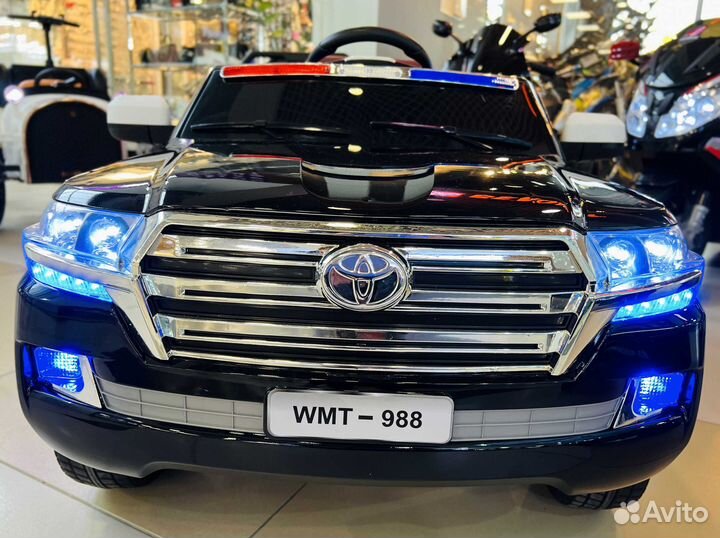 Детская машинка Toyota Land Cruiser