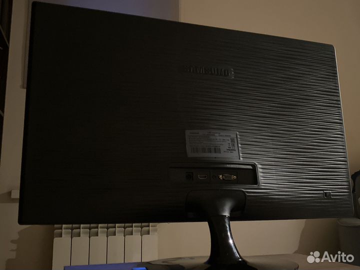 Монитор samsung s24d300h