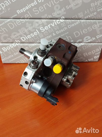 Топливный насос Hyundai H-1 2.5crdi 0445010052