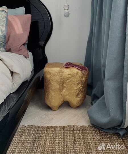 Тумба/столик/табурет/прикроватная тумба