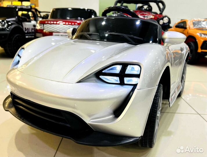 Электромобиль Porsche Boxster